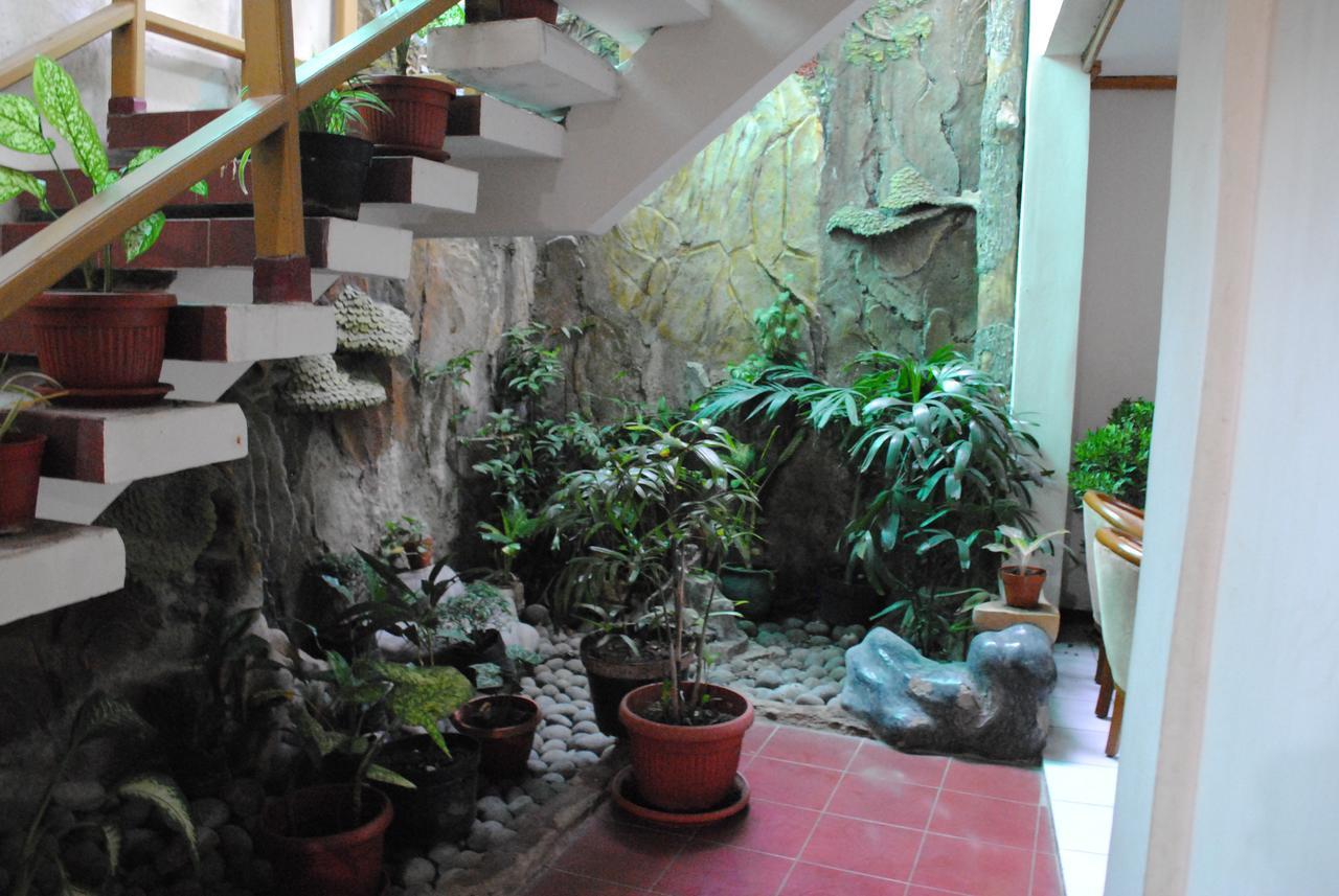 Hotel Wisata Baru Serang Esterno foto